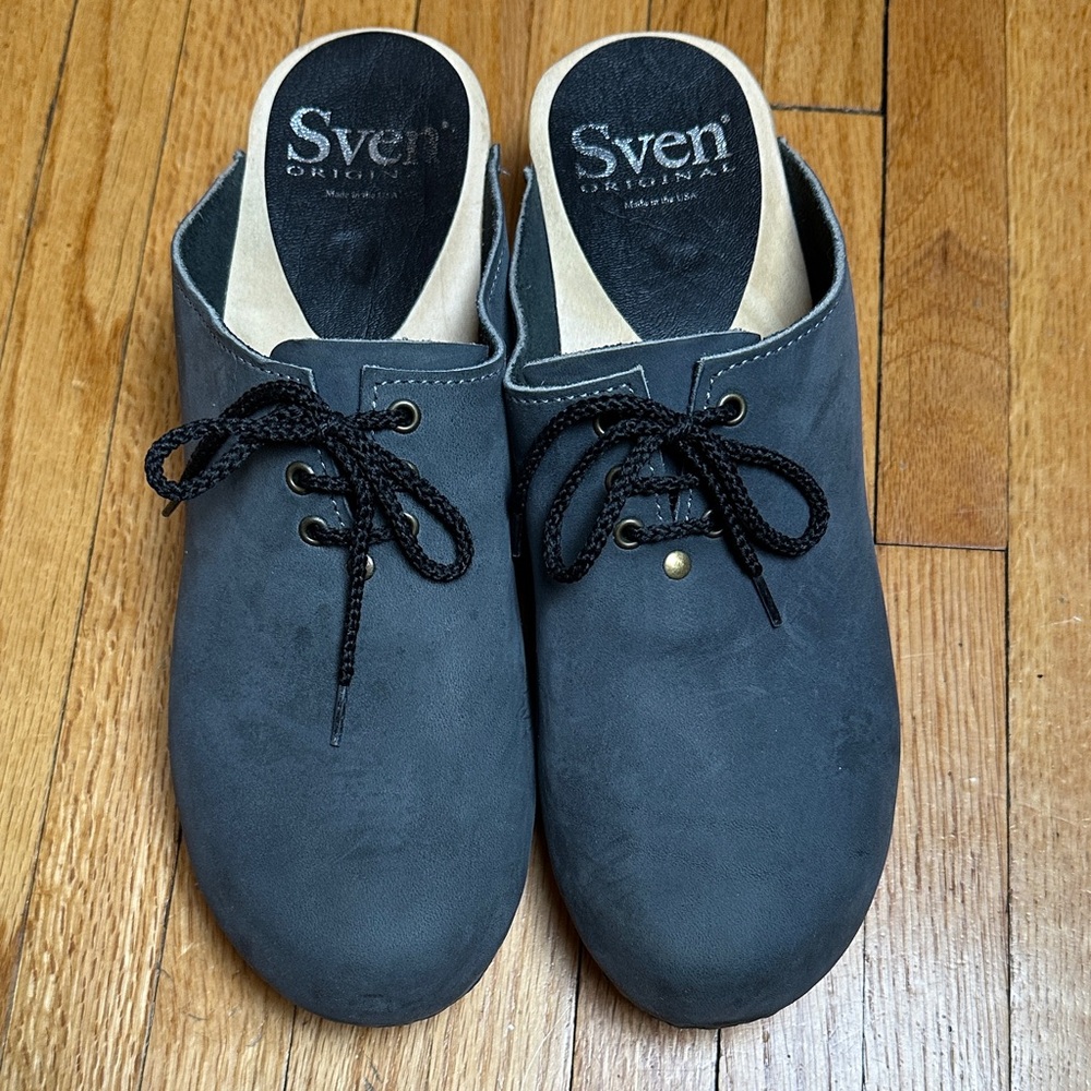Sven Gray Leather Lace-Up Clogs | 42 (10)